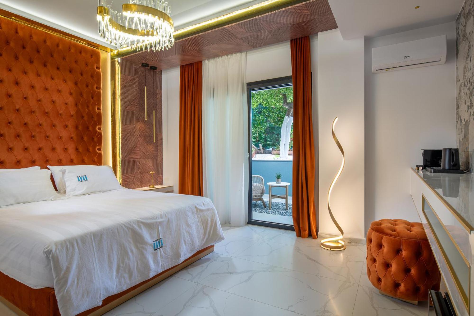 Pela Veranda Exquisite Suites Неос-Мармарас Экстерьер фото