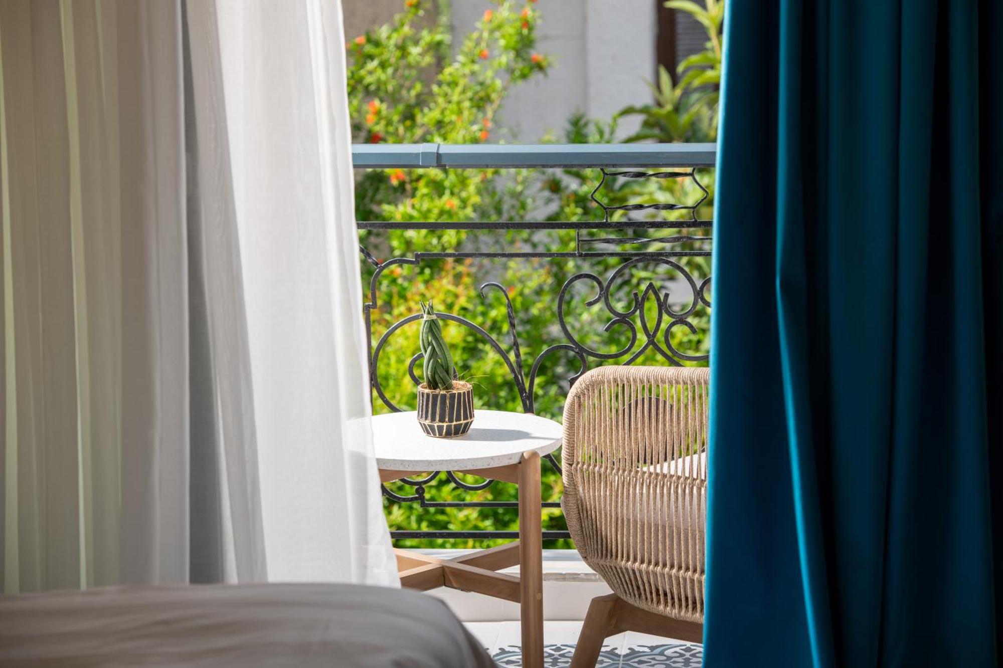 Pela Veranda Exquisite Suites Неос-Мармарас Экстерьер фото