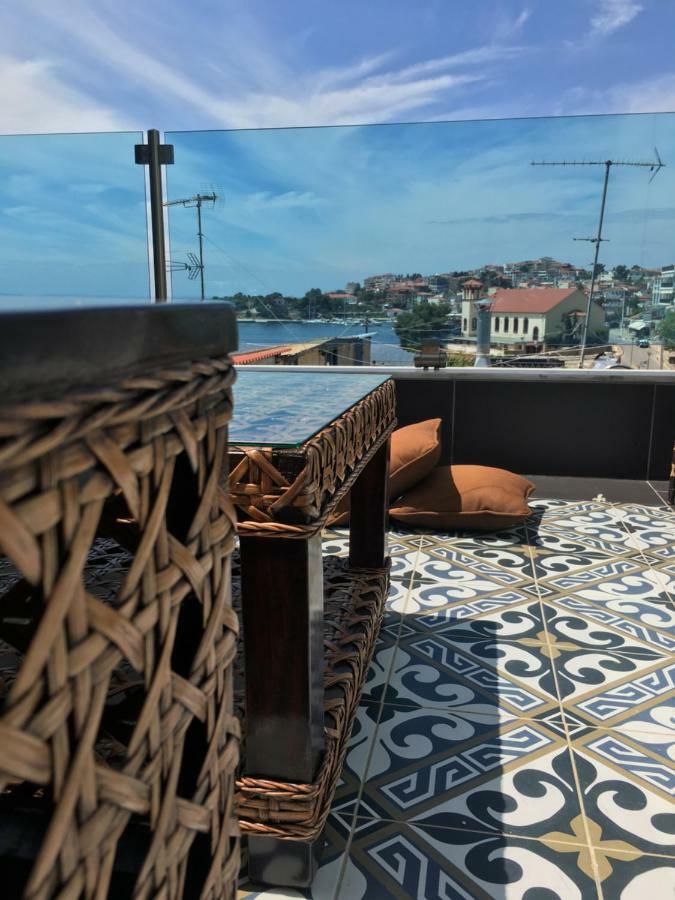 Pela Veranda Exquisite Suites Неос-Мармарас Экстерьер фото