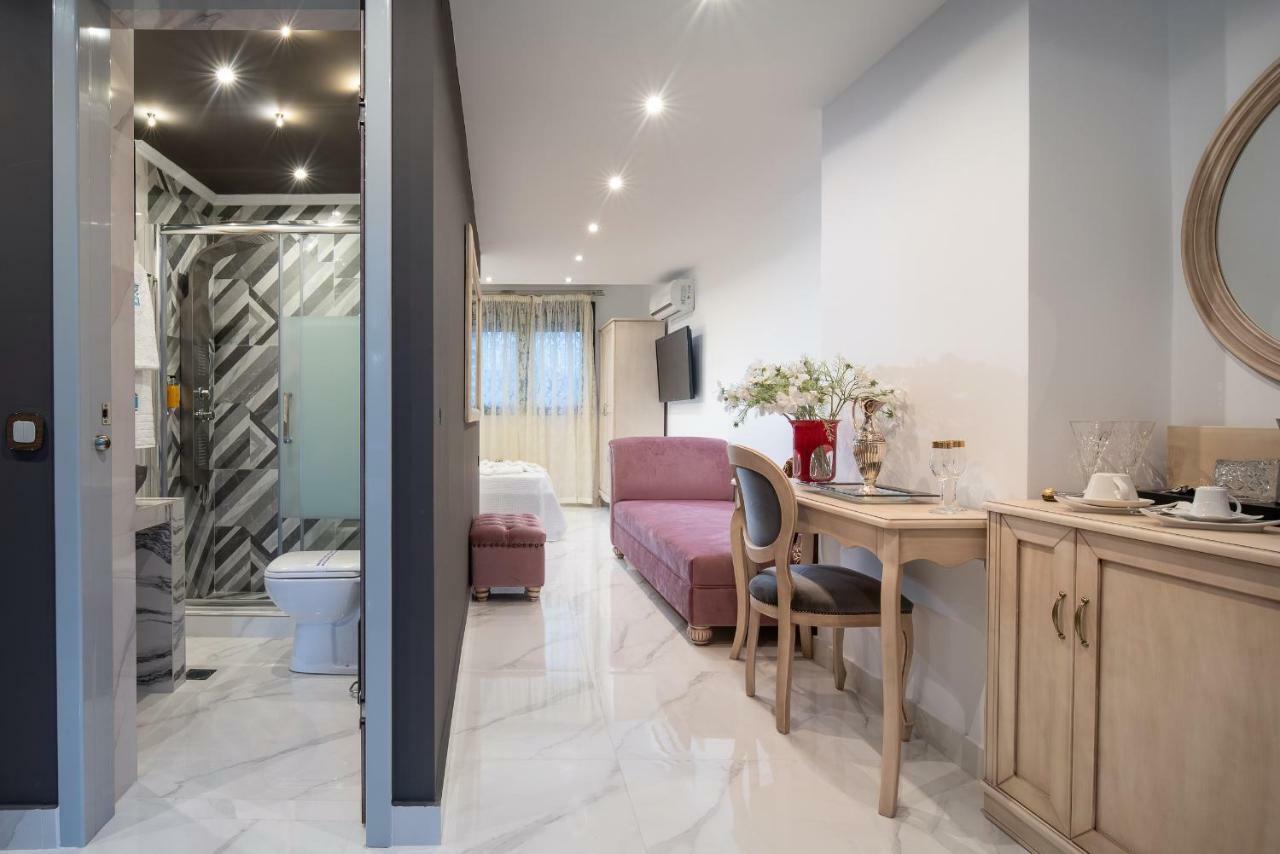 Pela Veranda Exquisite Suites Неос-Мармарас Экстерьер фото
