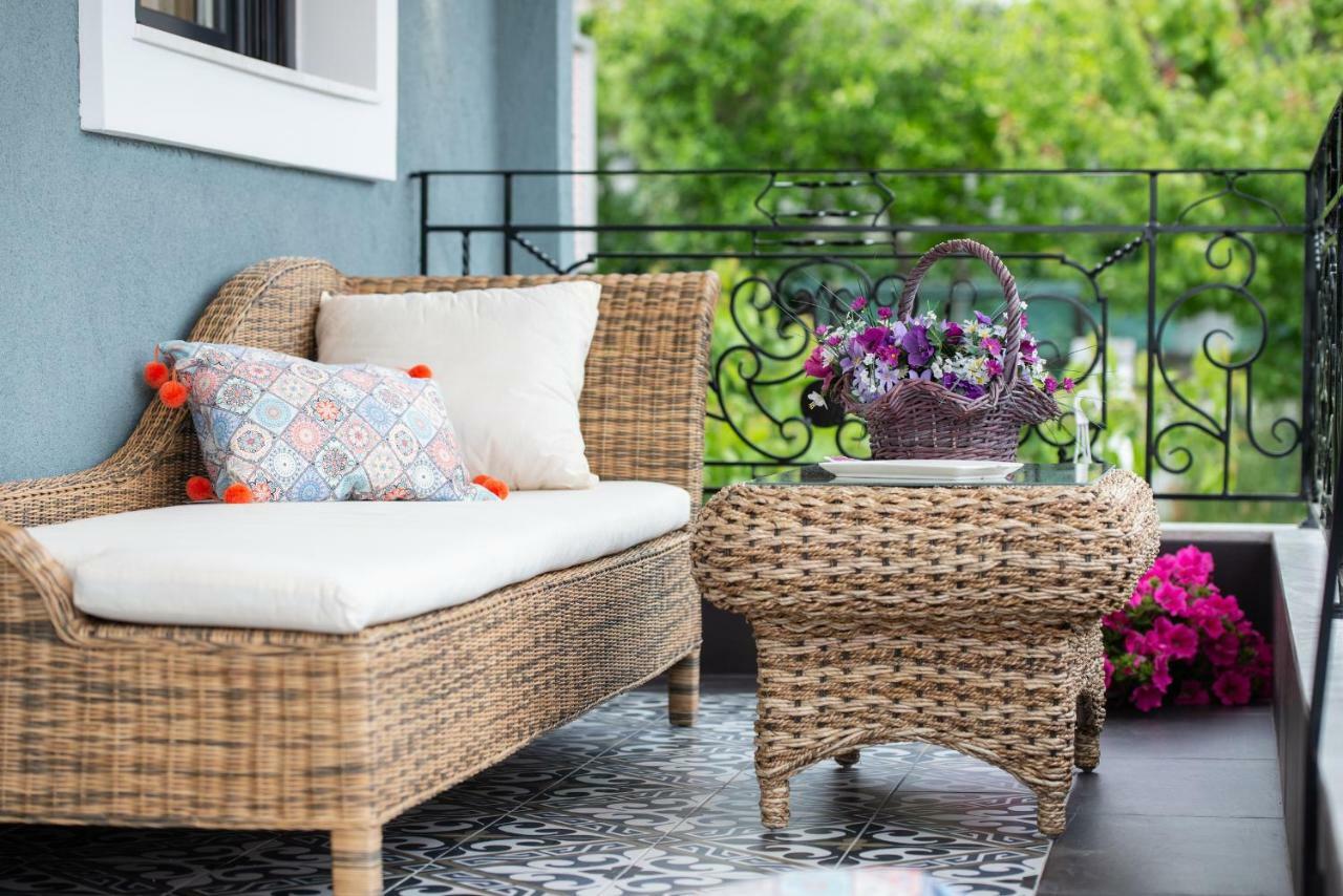 Pela Veranda Exquisite Suites Неос-Мармарас Экстерьер фото